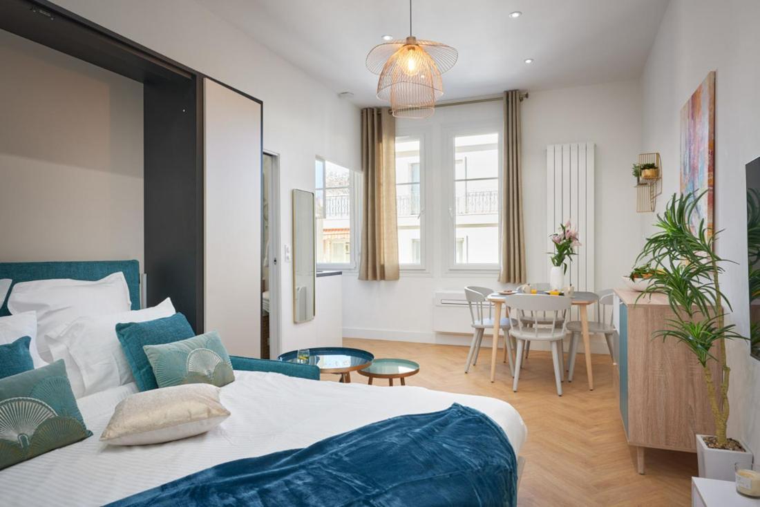 Sunlight - Daffia - Beautifully Renovated Studio, Pad In Nizza